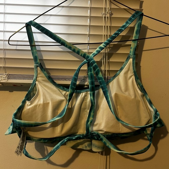 VS PINK Bikini Top NWOT - Picture 2 of 4